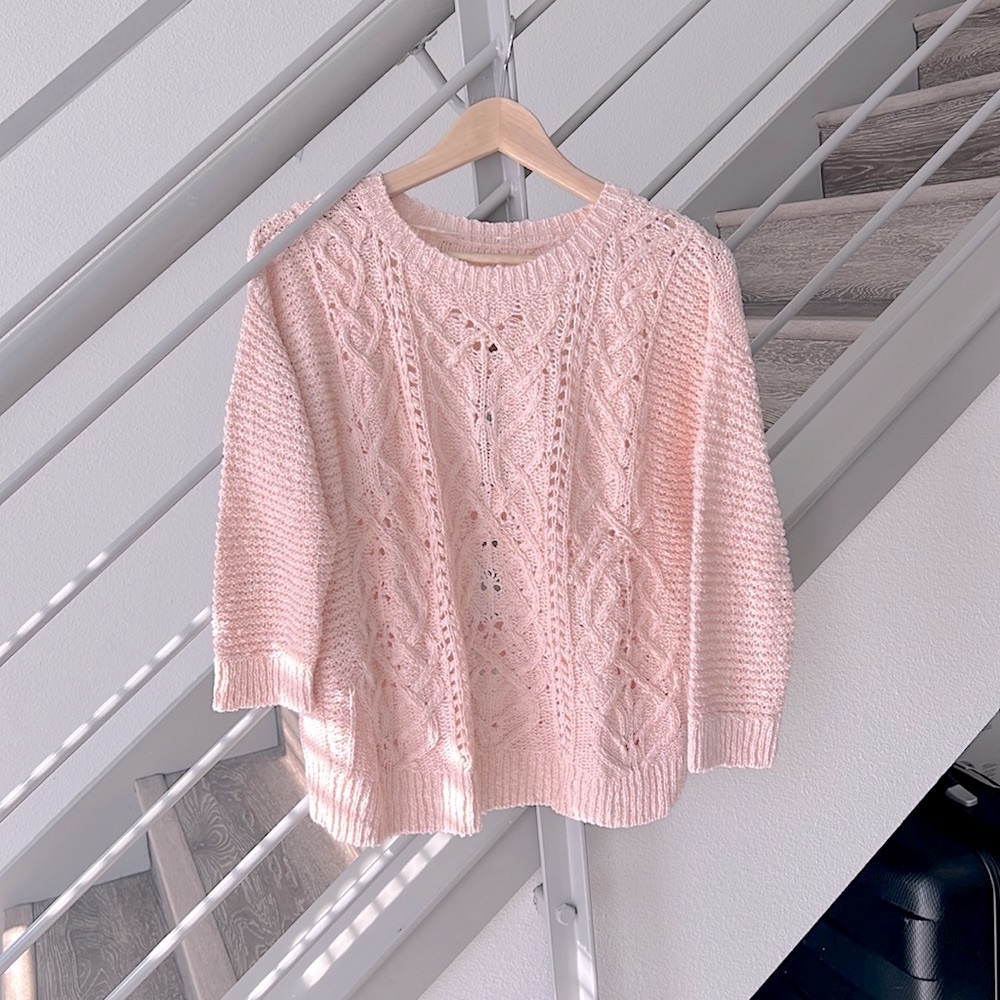 NWOT LC Lauren Conrad Pink Knot Sweater Toe Back, S